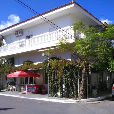 Karin & Nikos Hotel Ireo  Exterior photo