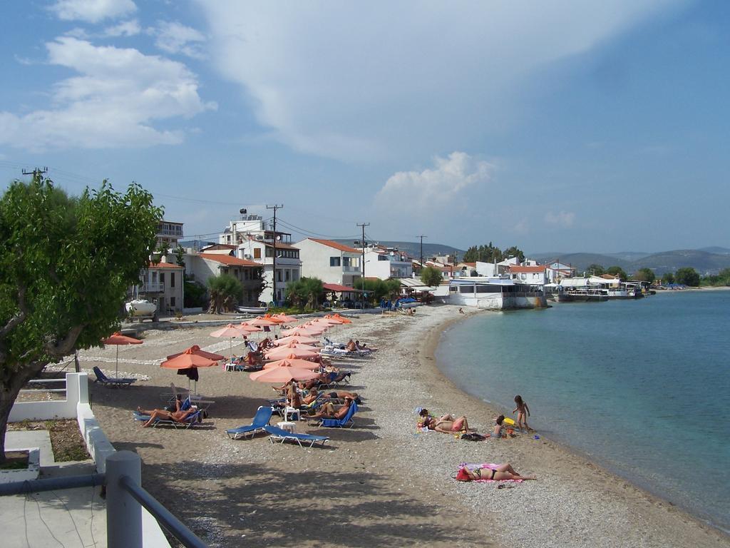 Karin & Nikos Hotel Ireo  Exterior photo