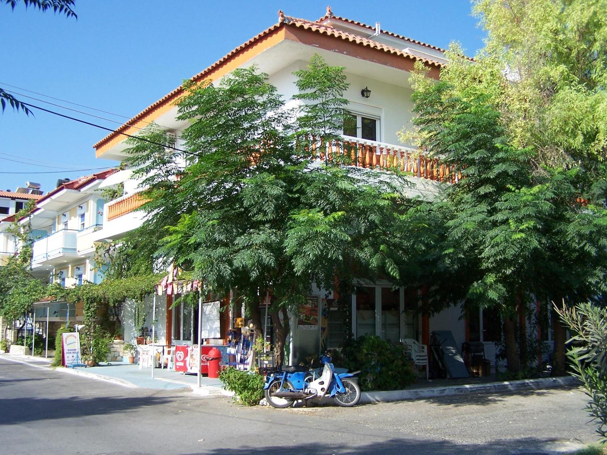 Karin & Nikos Hotel Ireo  Exterior photo